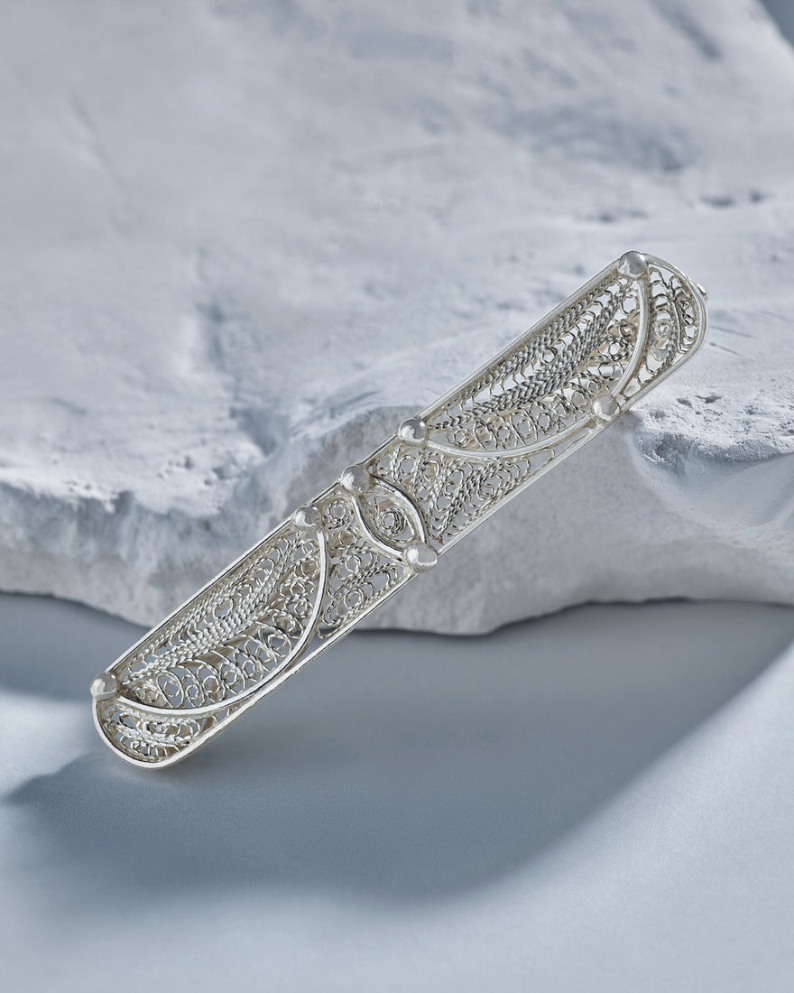 Door Hair Clip